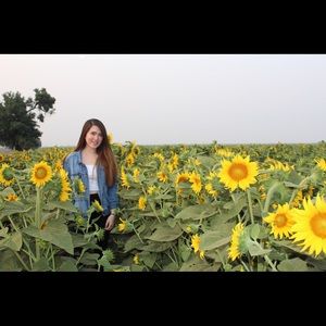 Meet your Posher, Christine